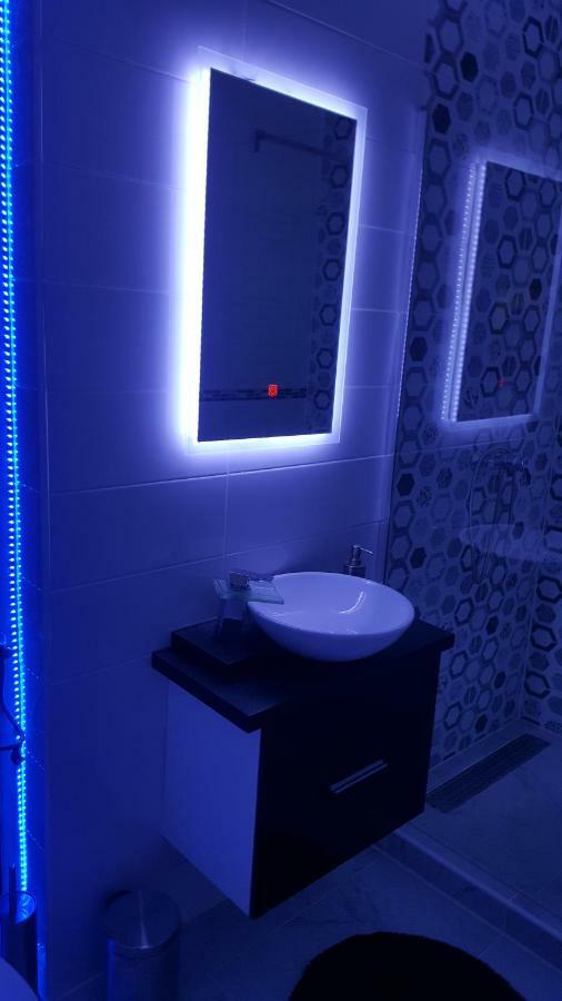 Gutenberg Utca Apartman סגד מראה חיצוני תמונה