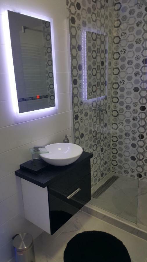 Gutenberg Utca Apartman סגד מראה חיצוני תמונה