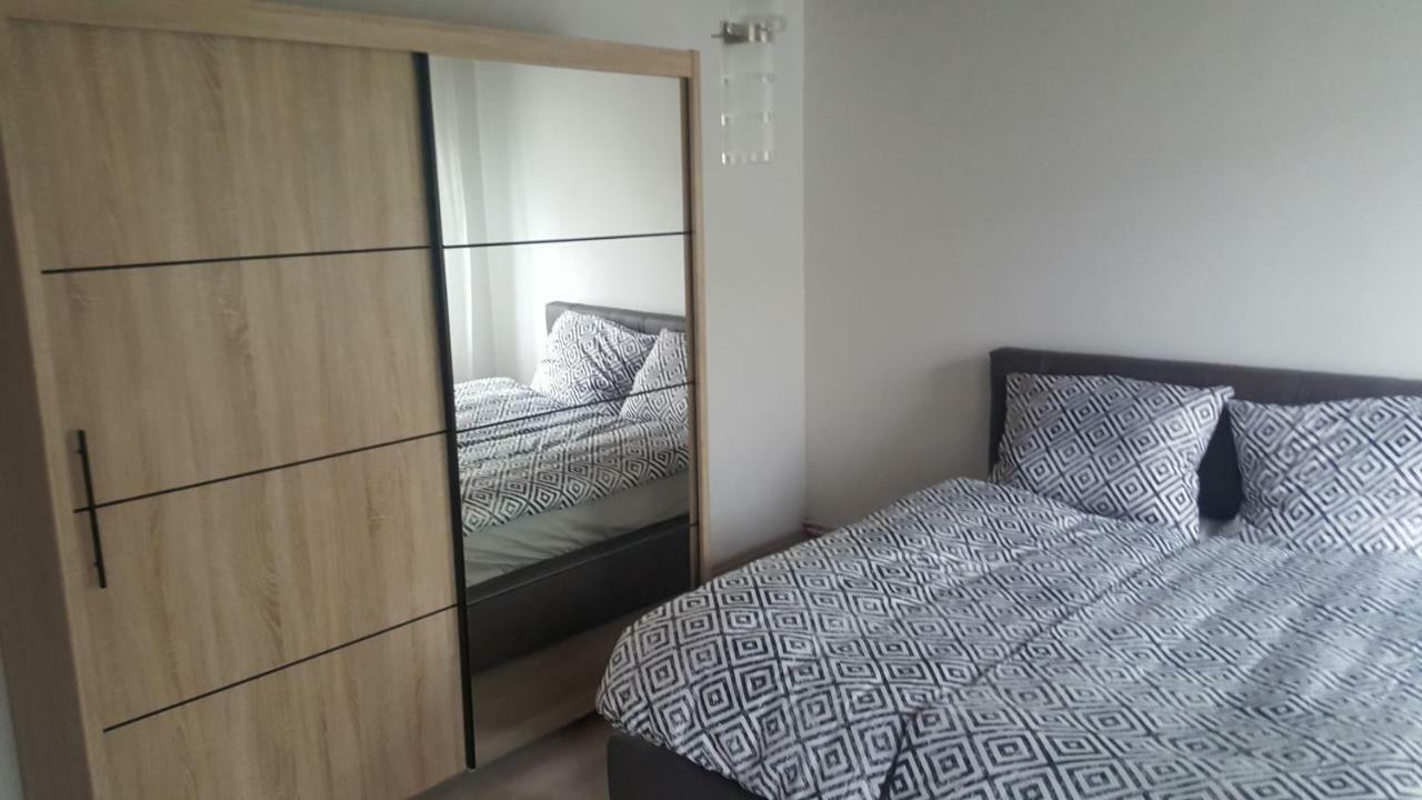 Gutenberg Utca Apartman סגד מראה חיצוני תמונה